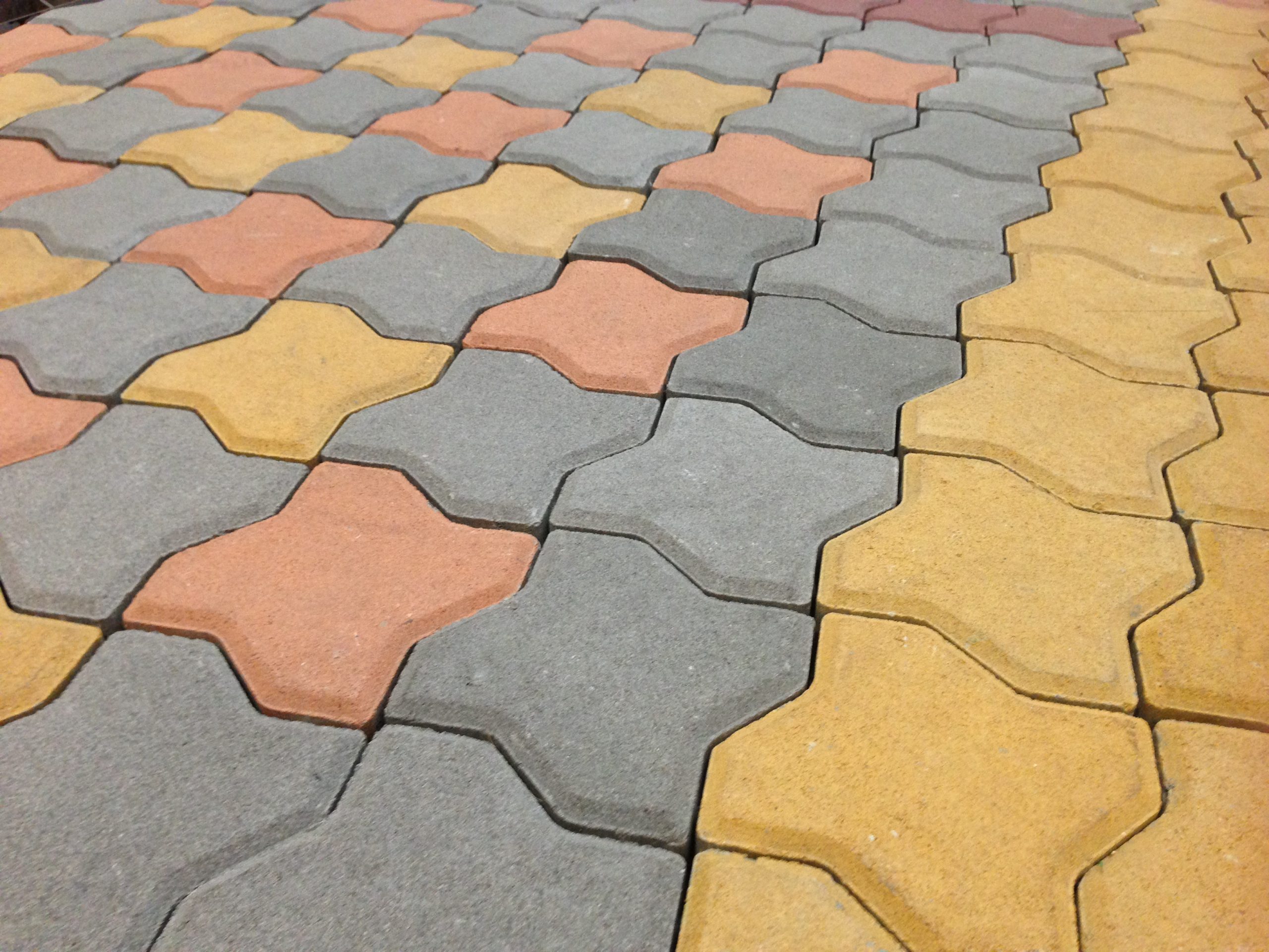 ยูนิ มินิ